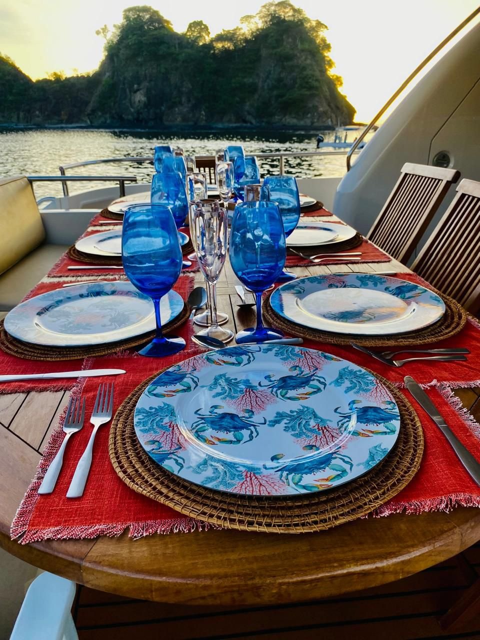 SUNSET AND DINNER IN BOARD